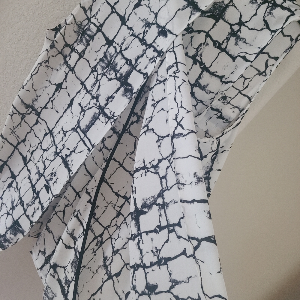 DRESSY "SEXY BACK SLIT" BLOUSE NORDSTROM NWT